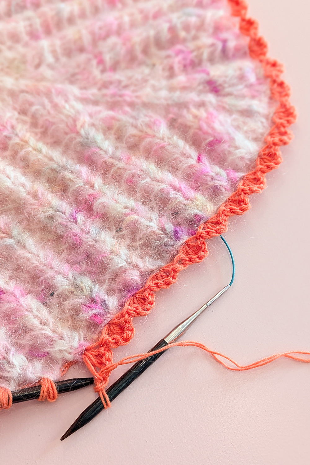 Alex scarf strikke-kit