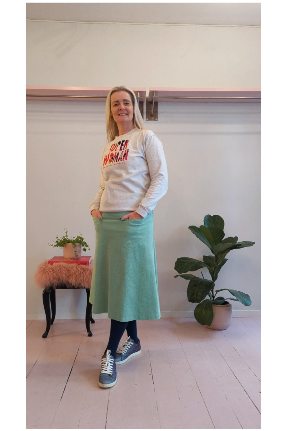 Liva Max nederdel soft mint-grøn fløjl