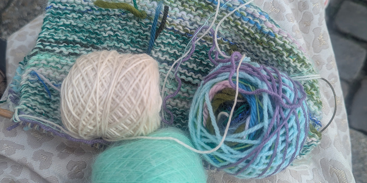 Derfor er mine håndstrikkede Cirkus huer så dyre.