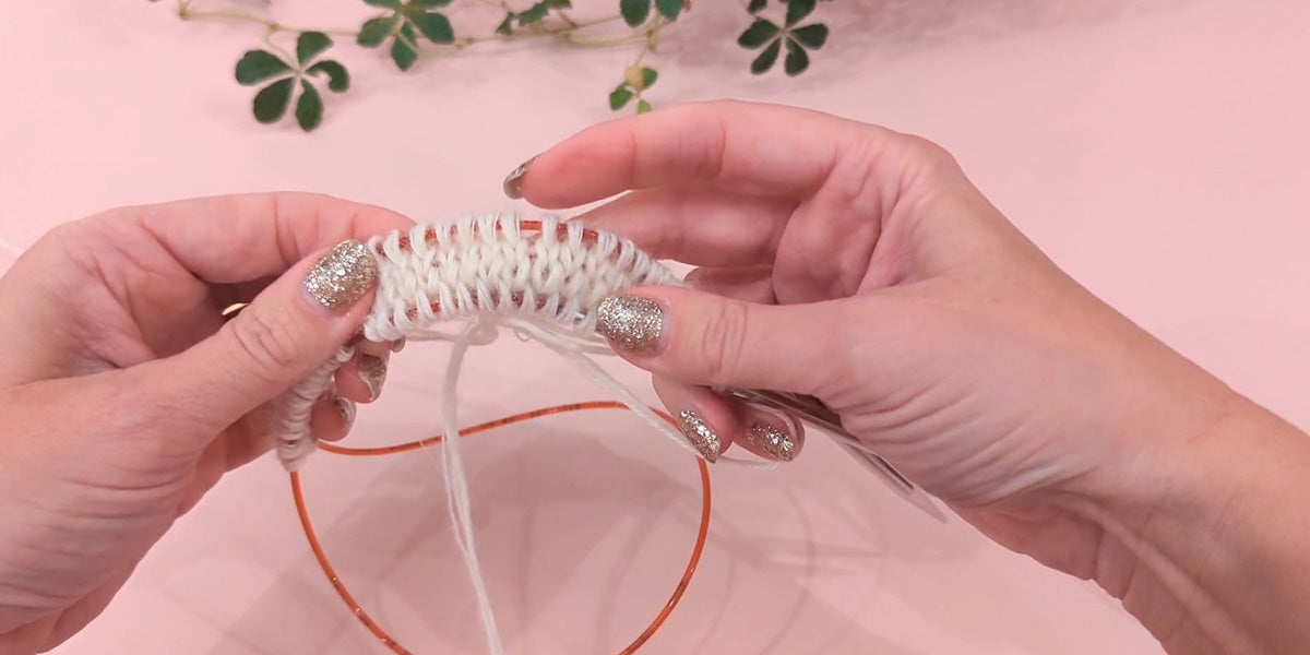 Judys magiske opslag & hvordan du strikker videre rundt på en rundpind