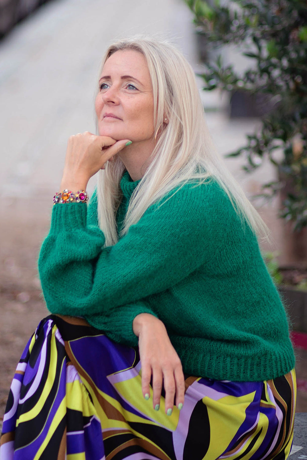 Anna sweater ensfarvet strikke-kit