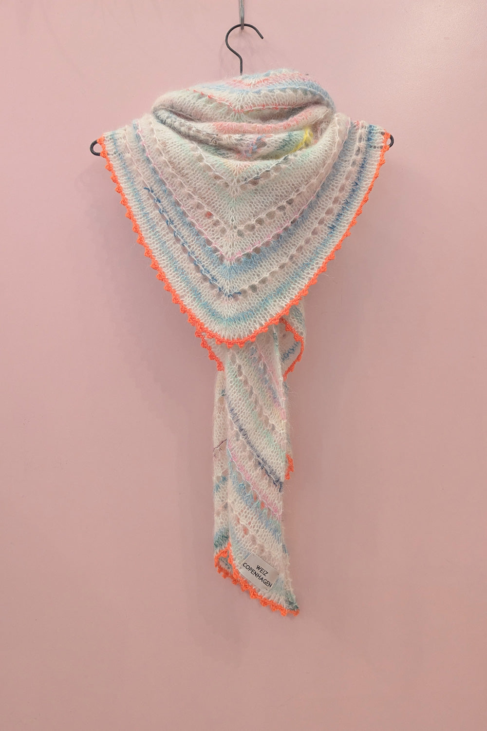 Hand-knitted Madi Max scarf Patch edition