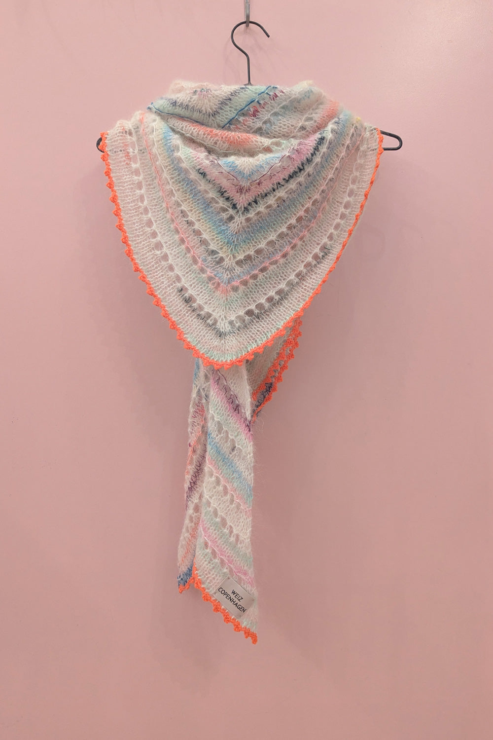 Hand-knitted Madi Max scarf Patch edition