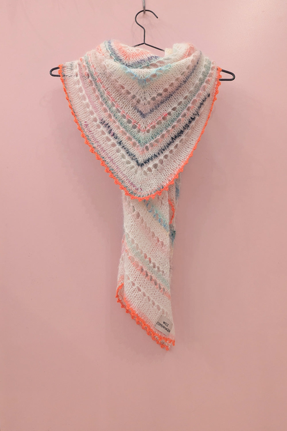 Hand-knitted Madi Max scarf Patch edition