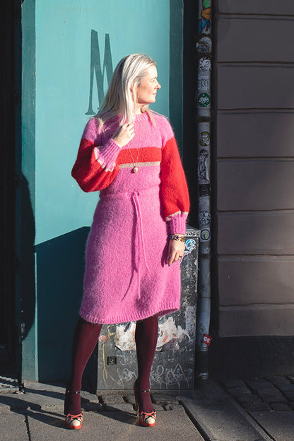 Anna dress knitting kit