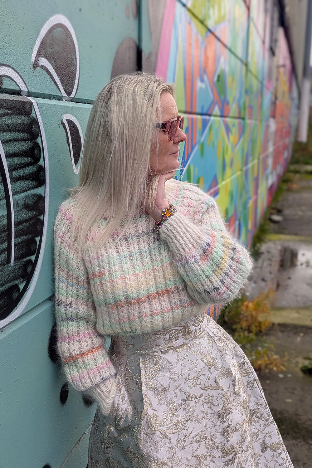 Vester sweater knitting kit